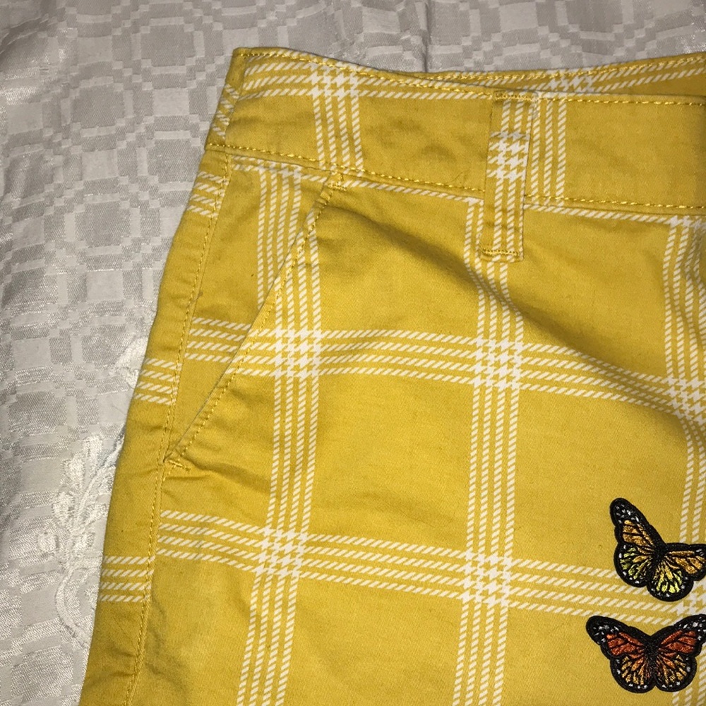 A New Day Women’s Yellow Shorts - Picture 3 of 8